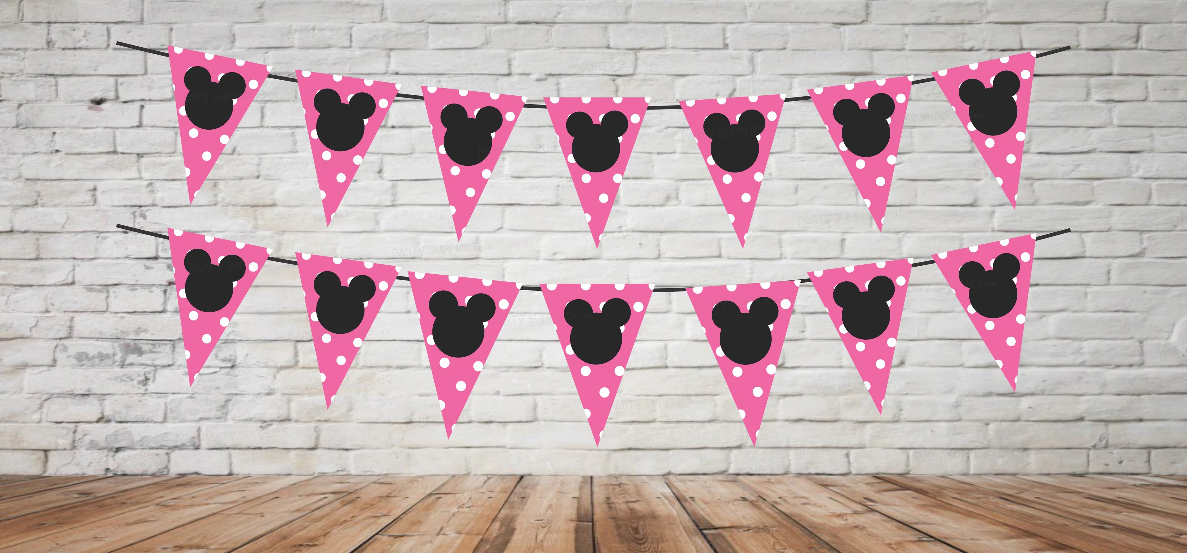 Minnie Mouse Theme Flag Hanging