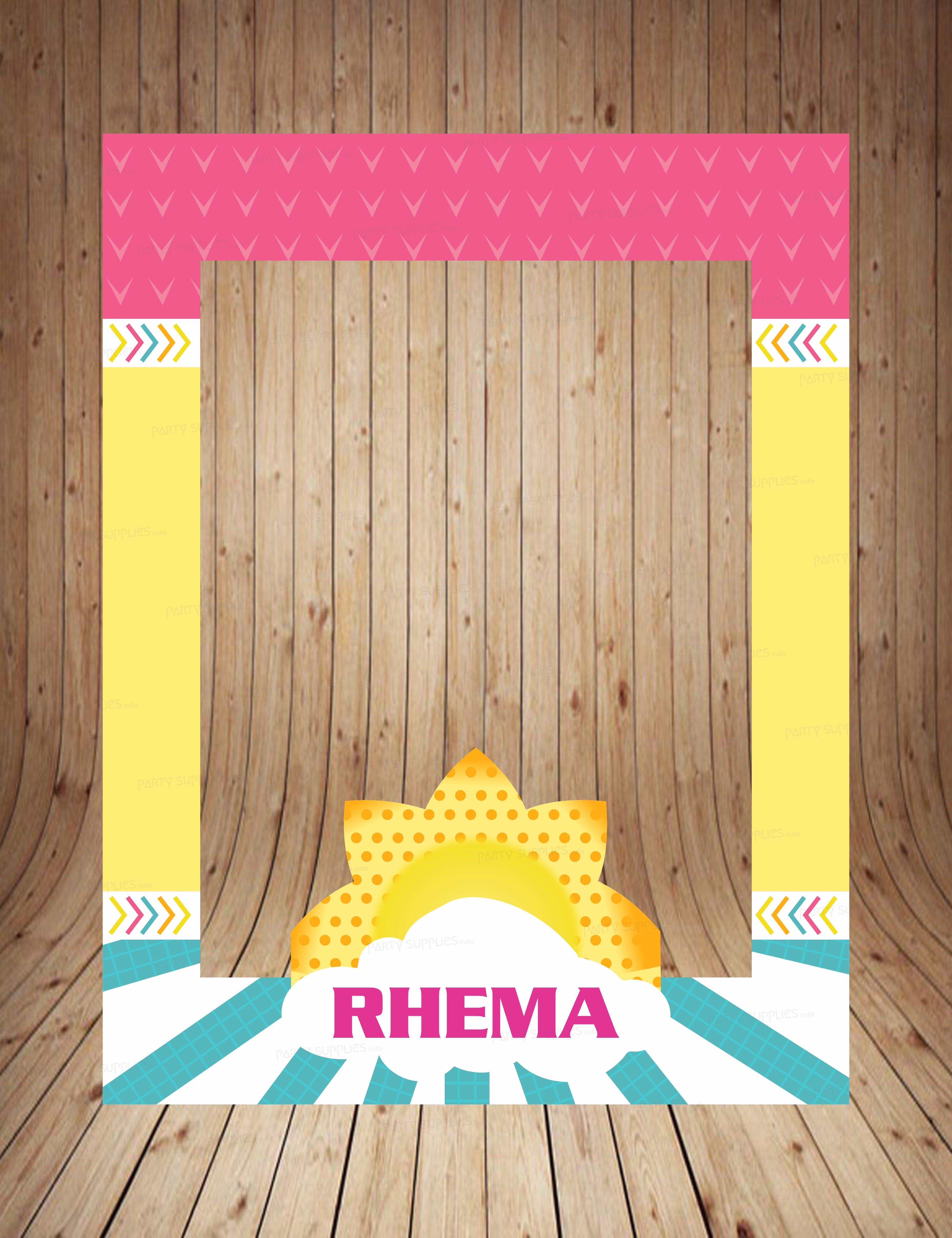 Sunshine Theme Girl Photobooth