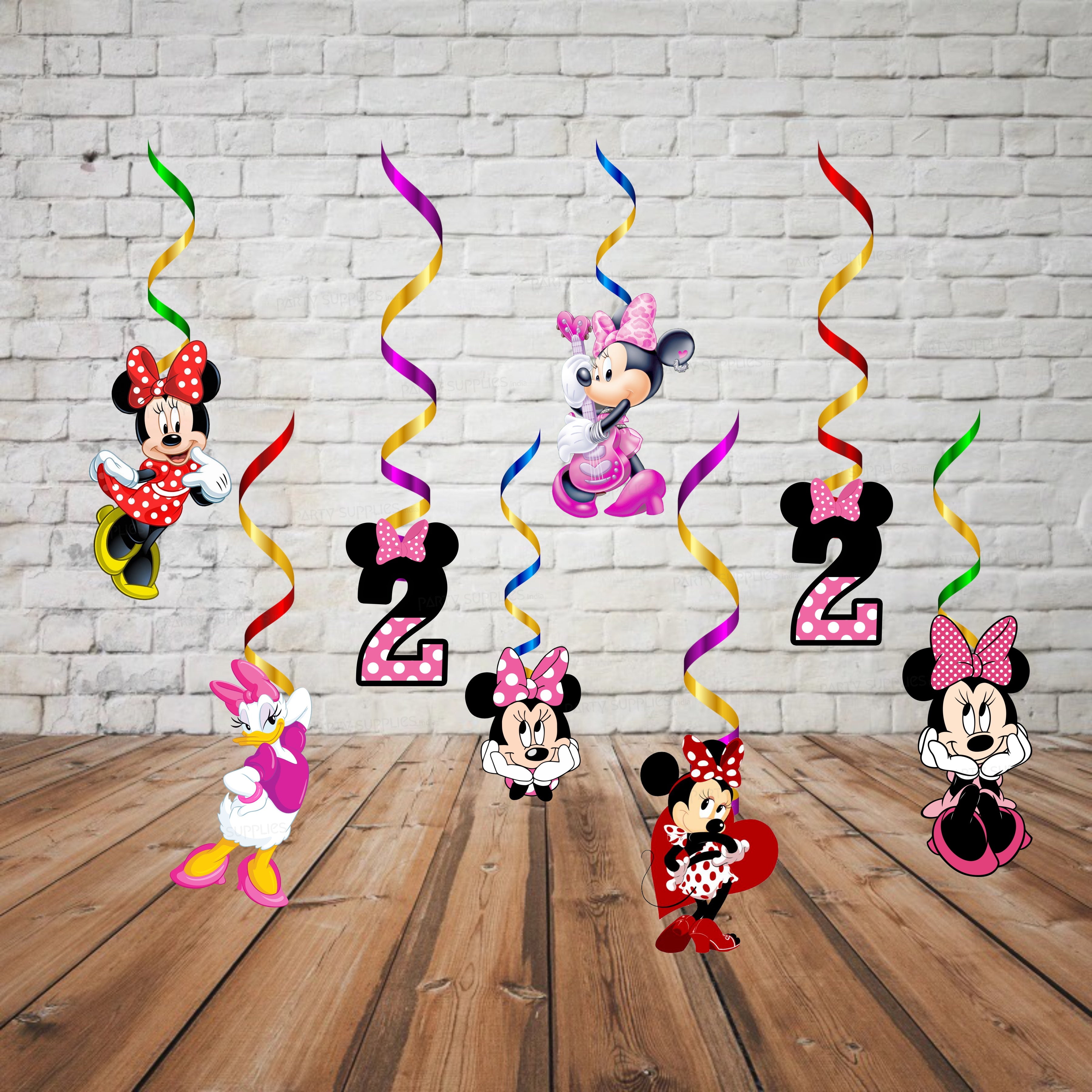 Minnie Mouse Theme Swirls